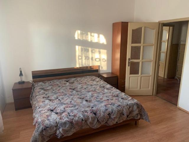 Apartamento Érd - Csendes, kényelmes családi ház Exterior foto