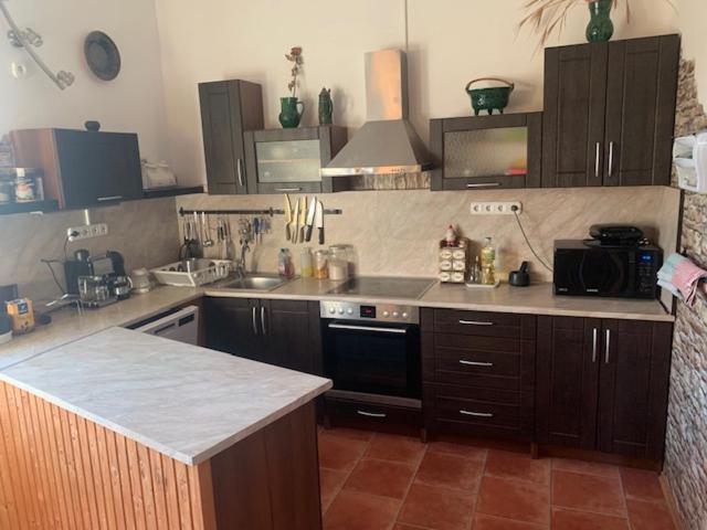 Apartamento Érd - Csendes, kényelmes családi ház Exterior foto